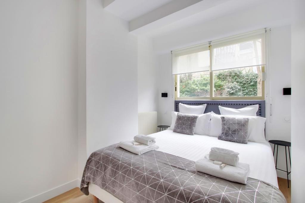 Trocadero/ Eiffel Tower - 3 Bedrooms- All New! Paris Exterior foto